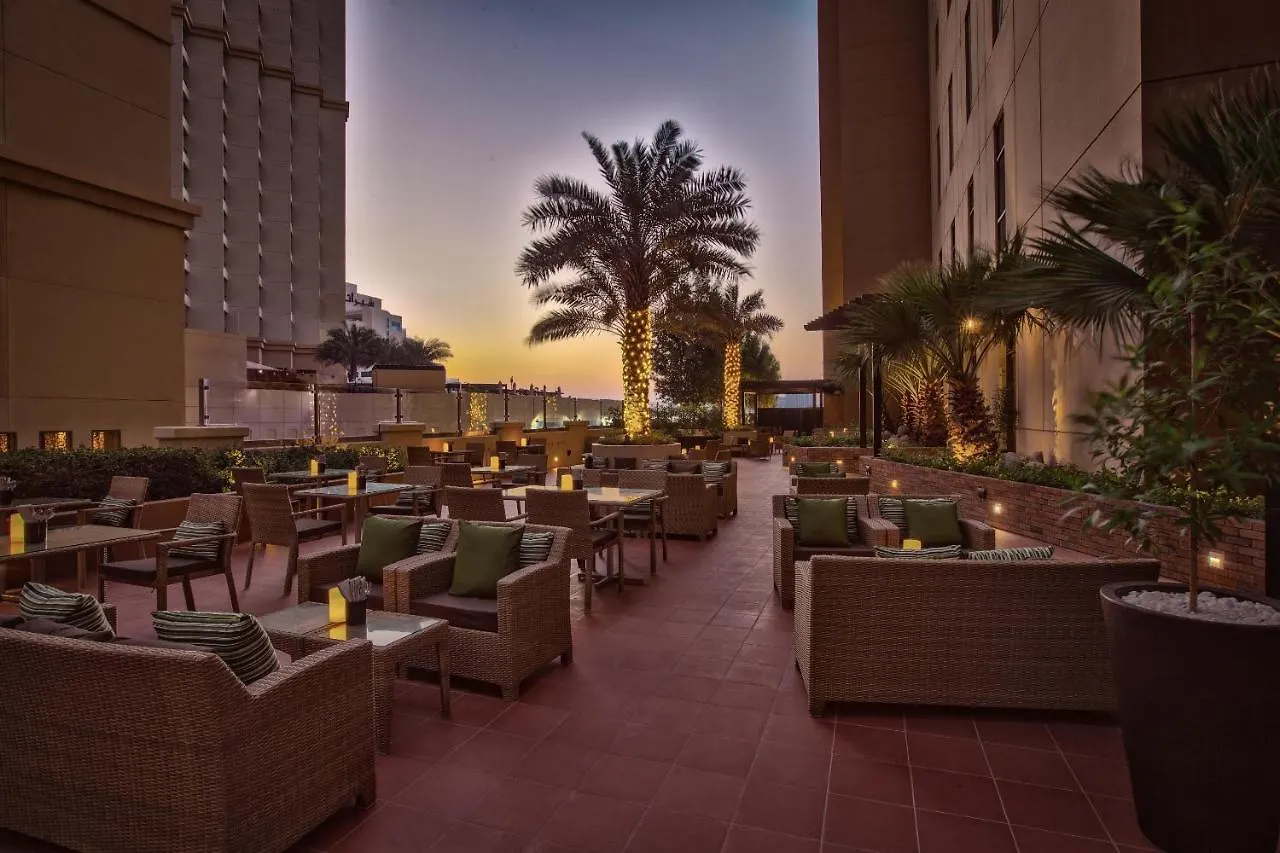 Amwaj Rotana, Jumeirah Beach - Dubai 5*,