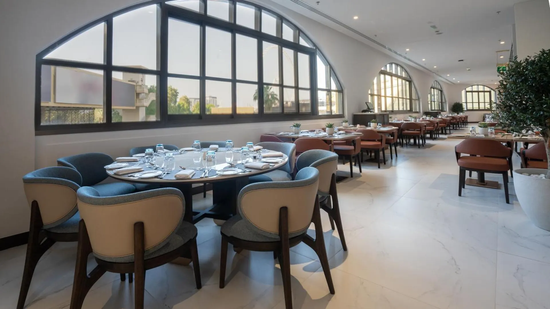 Hotel Amwaj Rotana, Jumeirah Beach - Dubai