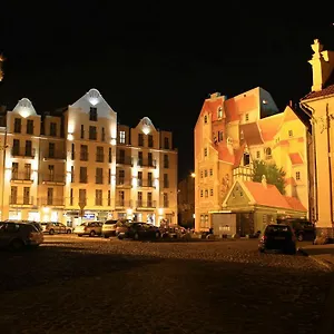 srodka.poznan-hotels.com/